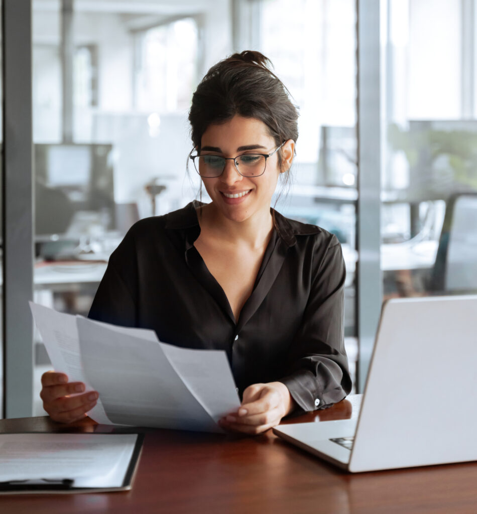 Enterprise sales manager preparing account plans and proposals, illustrating AccountMakers’ hiring support for experienced outside sales talent.